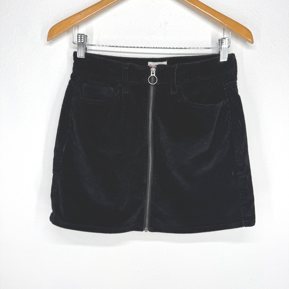 SO Black Corduroy Mini Skirt Front Zip O-Ring Size 5 Y2K High Waisted Pocketed